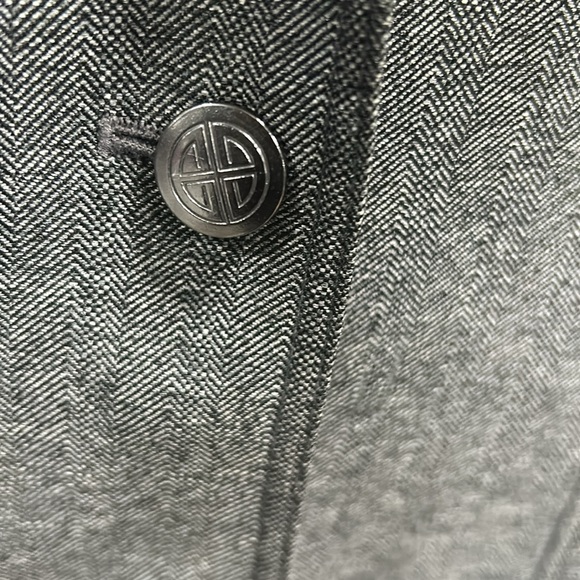 Tahari pantsuit - Picture 3 of 3